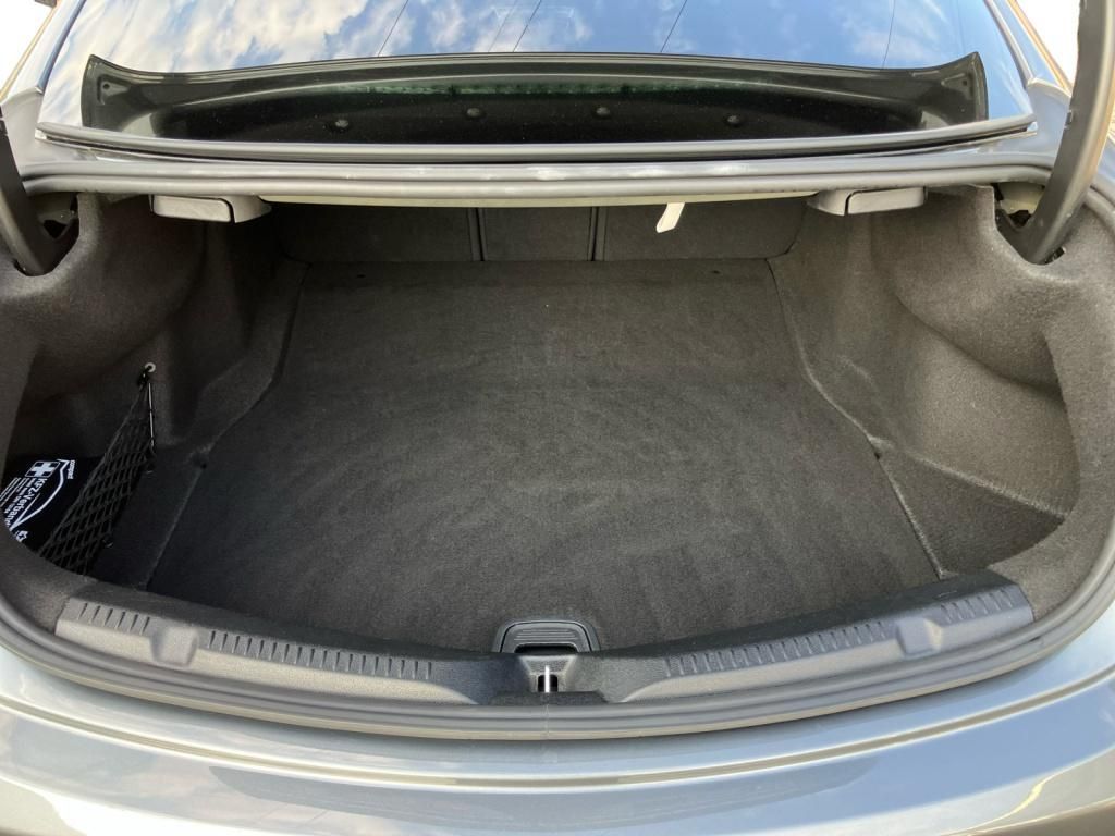 Fahrzeugabbildung Mercedes-Benz E 220 d Coupé NIGHT*PANO*WIDESC*LED*KAM*COM*TOTW