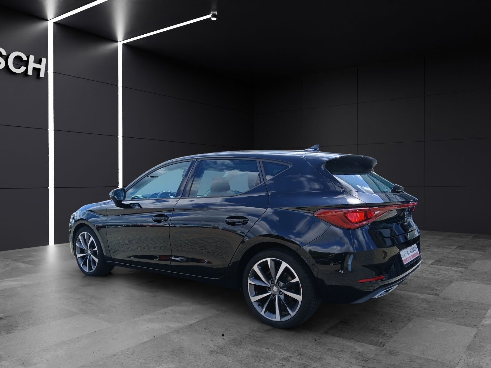 Fahrzeugabbildung SEAT Leon eTSI FR DSG STH LED Navi ACC RFK SH LM