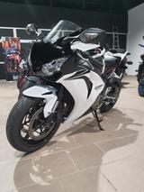 Honda CBR 1000 RR / SC 59 - HONDA CBR 1000 SC59