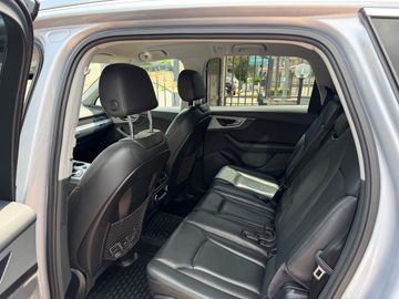 Audi Q7 - 9