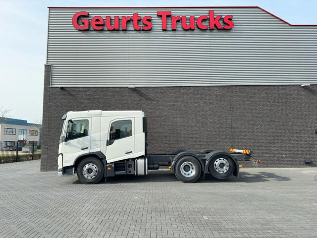 Volvo FM 330 6X2 CHASSIS-CABINE/CREWCAB/DUBBEL CABINE/