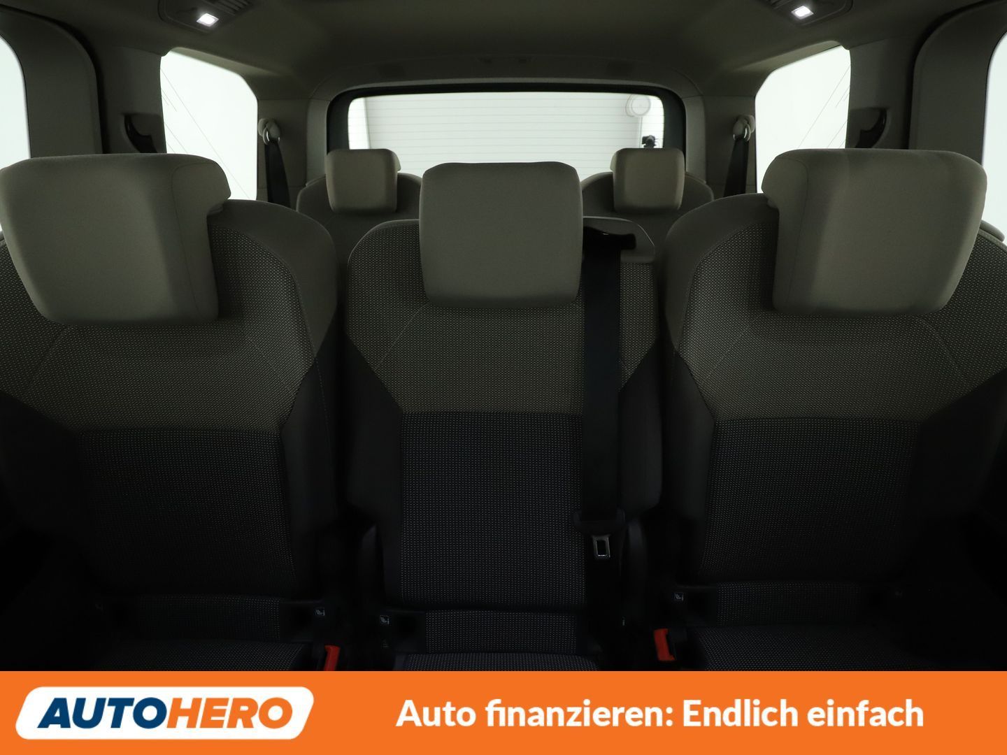 Volkswagen T7 Multivan 1.5 TSI Life Aut. NAVI LED TEMPO foto 16