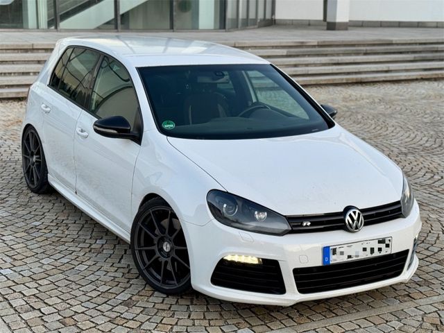 Volkswagen Golf VI R 4Motion 4-Türer 271PS