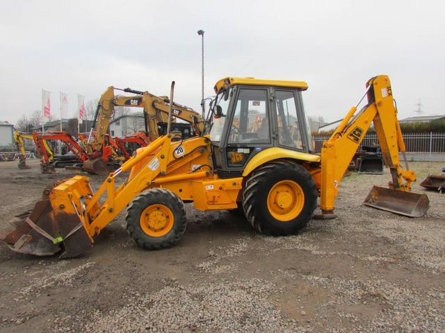 JCB 3 CX Baggerlader 28.000 EUR