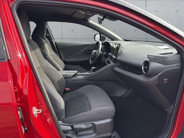 Toyota C-HR - 11