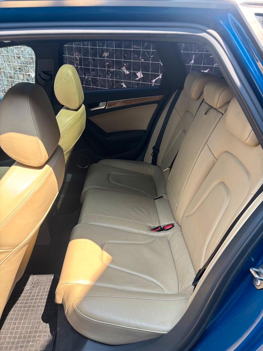 Audi A4 2008 — photo 10