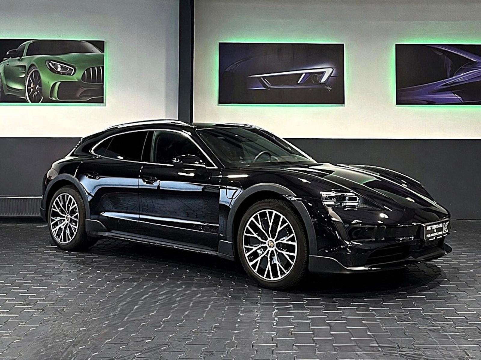 Porsche Taycan 4 Cross*PANO*PORSCHE GARANTIE*1.HAND*