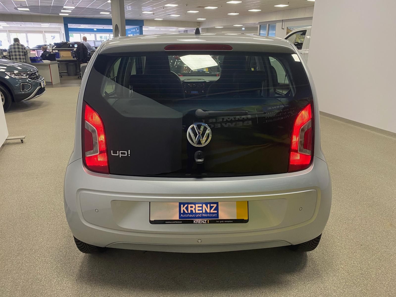 Fahrzeugabbildung Volkswagen up! move up! KLIMA+PDC+SITZHEIZ+Metallic+Allwett