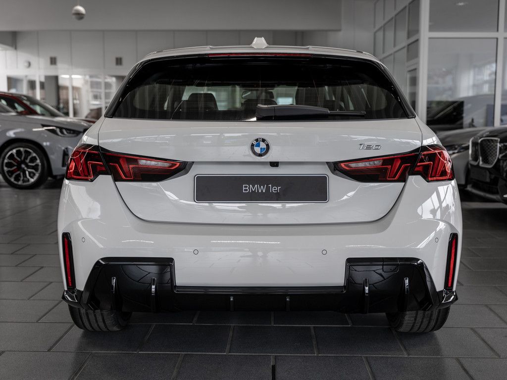 BMW 120 - Bild 6