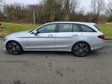 Mercedes-Benz Ich Verkaufe meinen Auto  Mercedes Benz c ... - Mercedes-Benz C 220