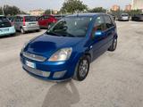 Ford Fiesta 1.4 TDCi 5p. Ghia - Ford Fiesta Ghia mit Diesel-Antrieb