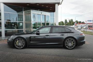Porsche Panamera - 5