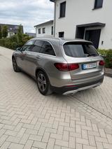 Mercedes-Benz GLC 300 d 4MATIC Autom. Luftfed. Massage AHK LED - Mercedes-Benz GLC 300 Gebrauchtwagen in Mülheim (Ruhr)
