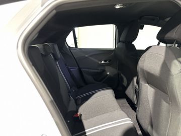 Fotografie 6 des Opel Corsa 1.2 Direct Injection Turbo GS