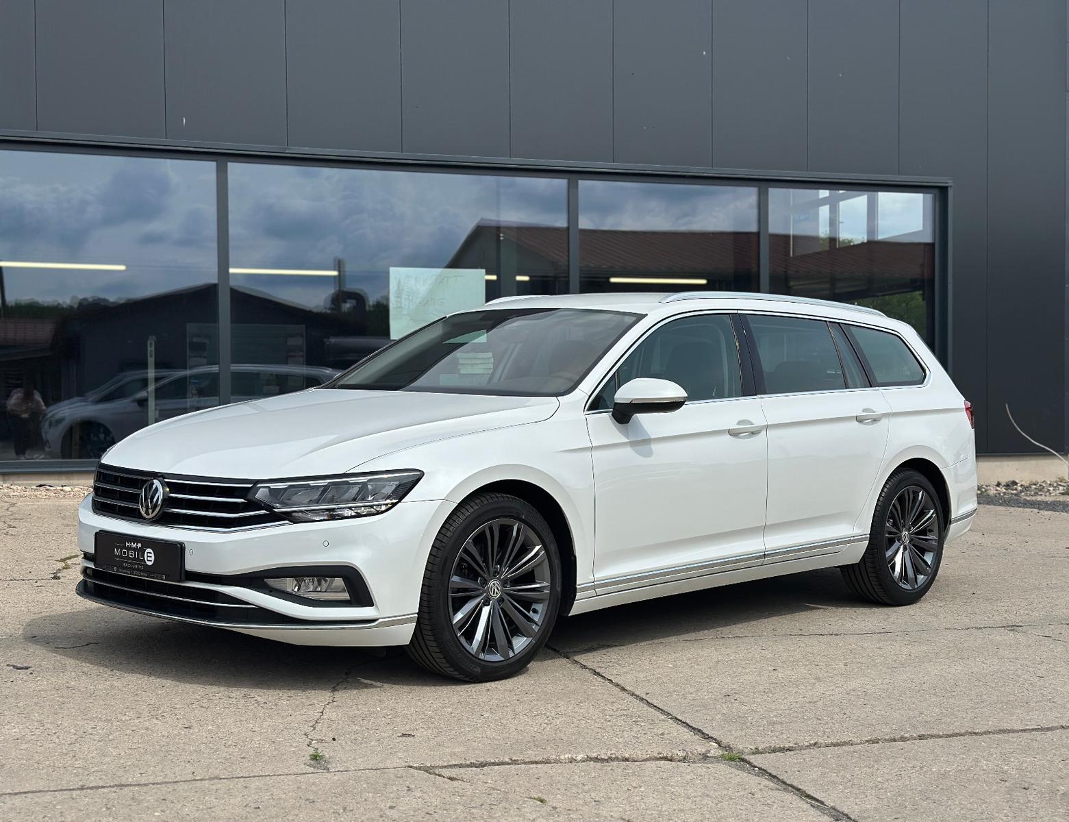 Volkswagen Passat Variant Elegance Oryx-Weiß /ACC