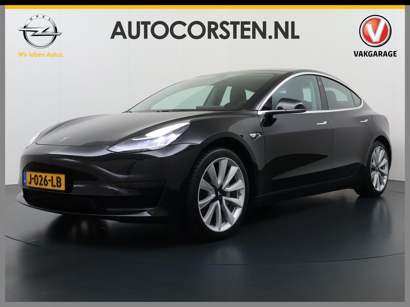 Tesla Model 3 SR+ 325PK AHK LMF 19" AutoPilot leder pa