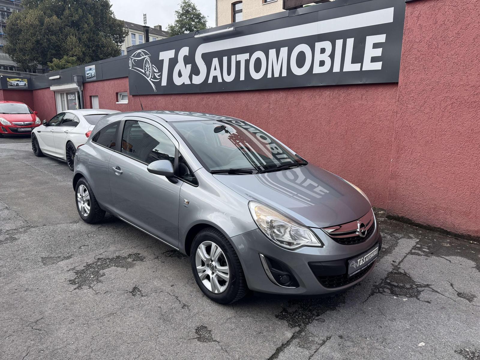 Opel Corsa D 1.4 Satellite - Tüv & Service Neu -