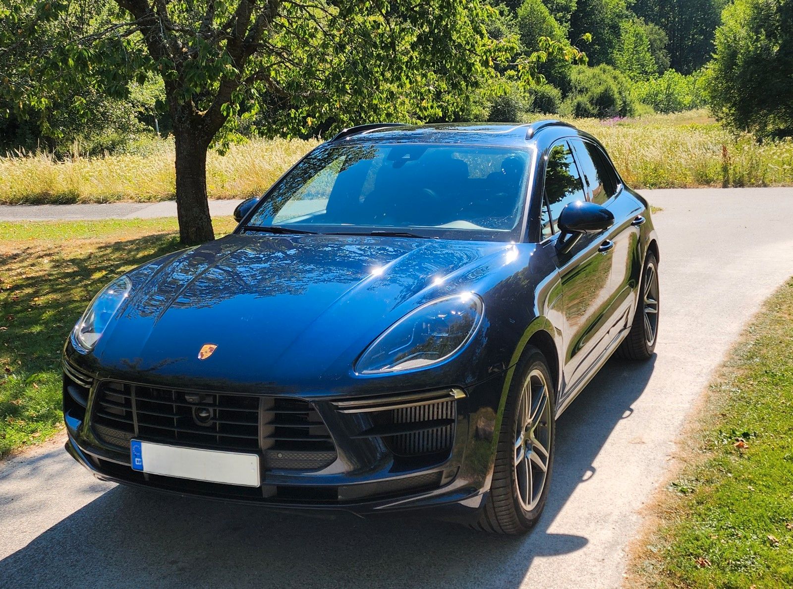 PORSCHE Macan Turbo 