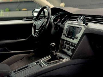 Volkswagen Passat Variant - 6