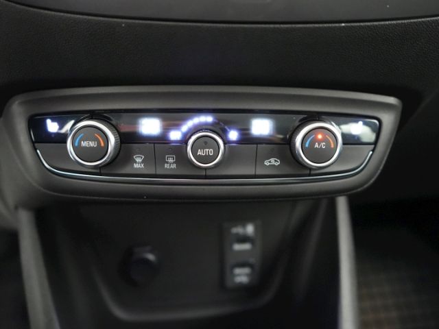 Crossland ELEGANCE+NAVI+SITZ-/LENKRADHEIZUNG+RÜC