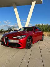 Alfa Romeo Giulia Quadrifoglio 2.9 V6 Bi-Turbo 375 kW A...