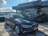 BMW 530d xDrive Luxury Line+LED+Pano+HUD+Leder - BMW 530 mit Diesel-Antrieb: Kombi