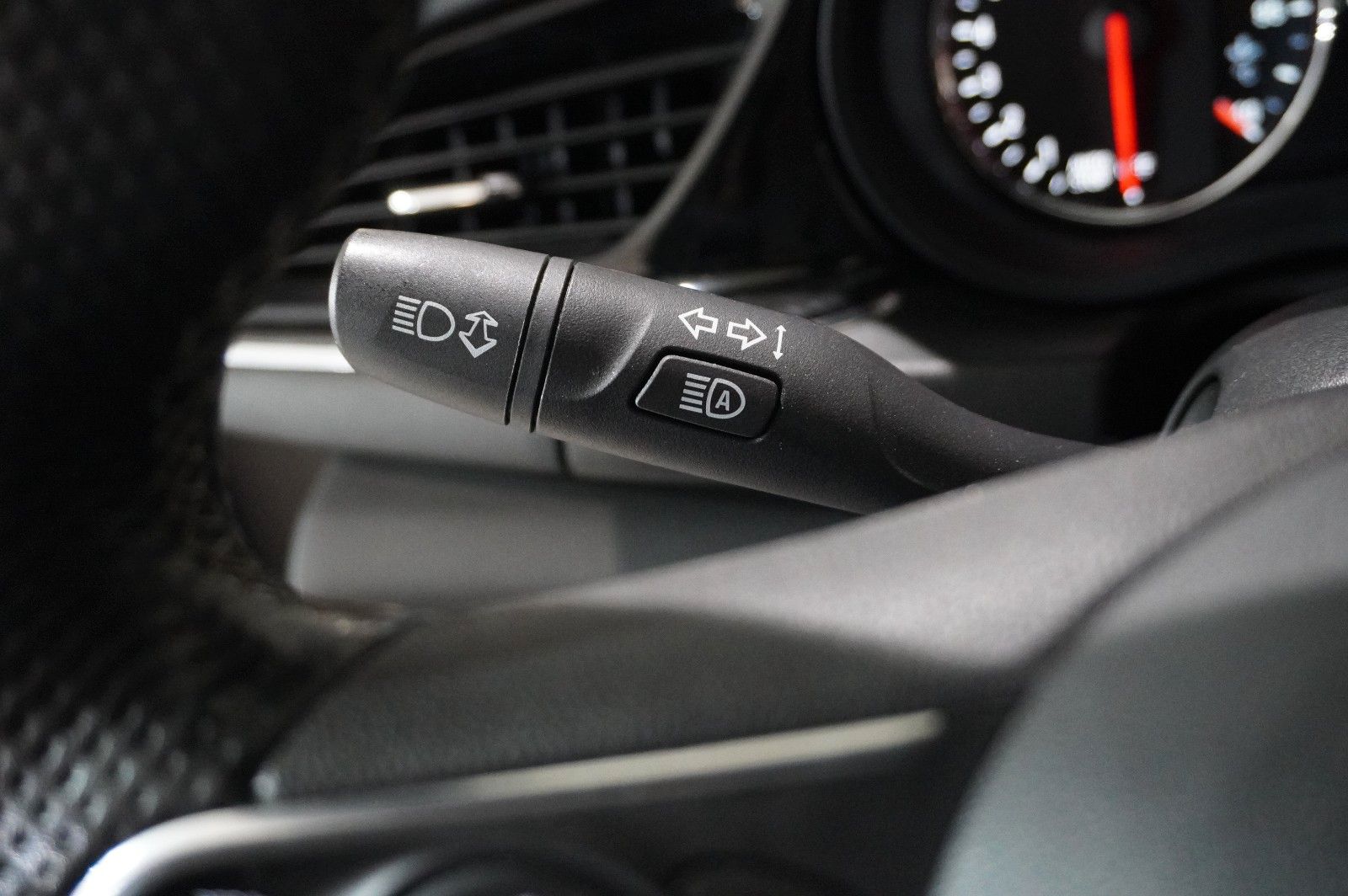 Fahrzeugabbildung Opel Insignia B GS 1.5T INNOV. NAVI/LED/KAMERA/SPORT