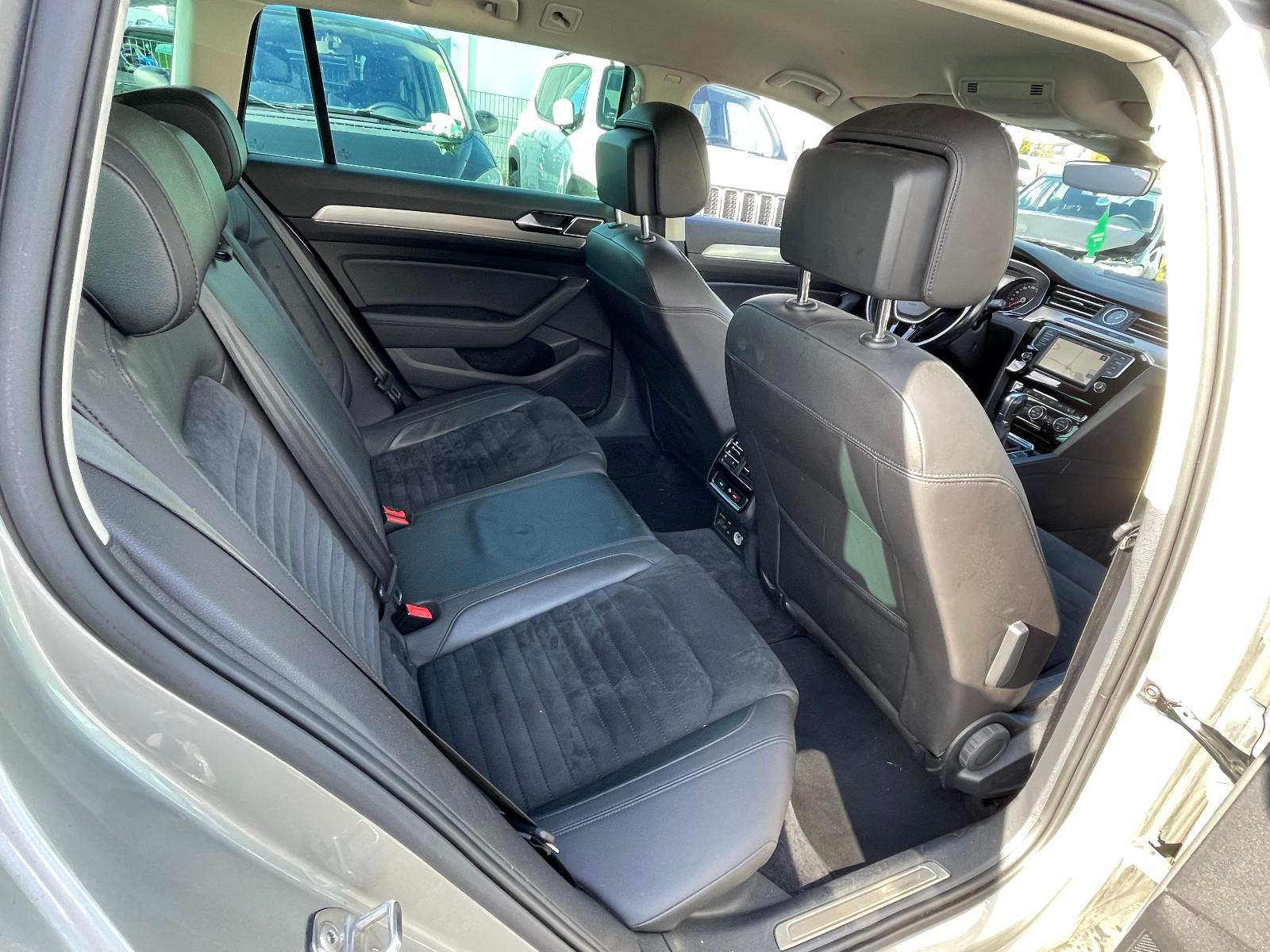 Volkswagen Passat 2015 — photo 25