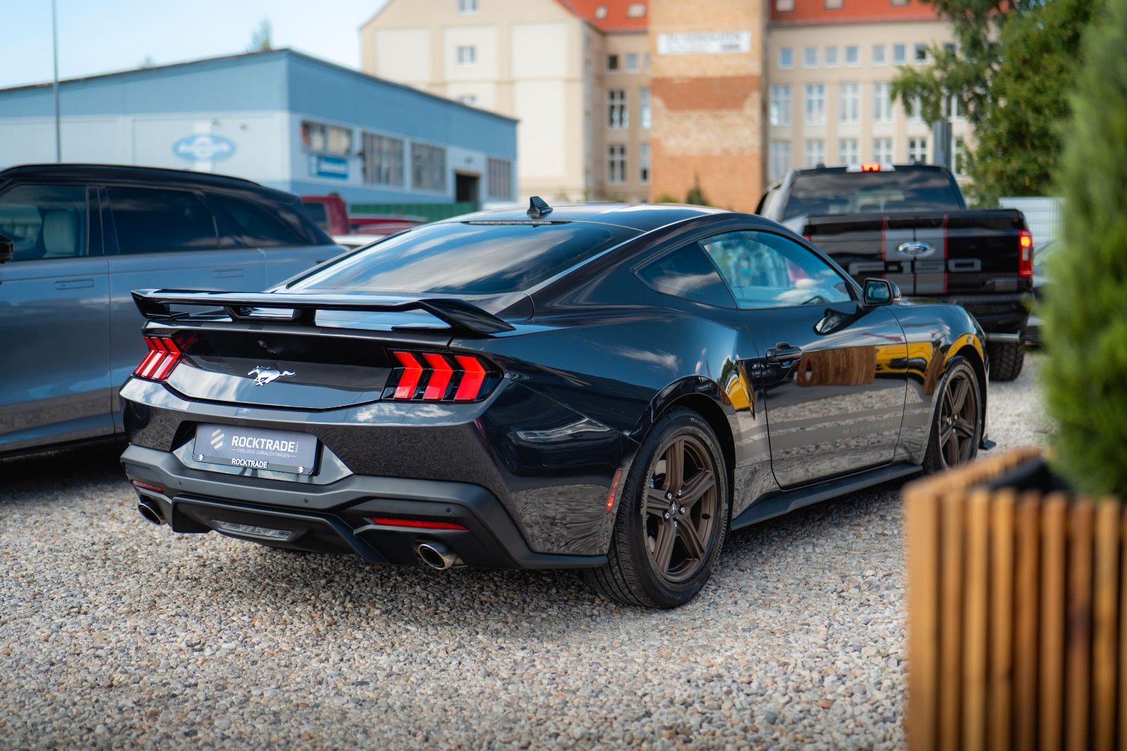 Fahrzeugabbildung Ford Mustang GT Coupe DARK HORSE PREMIUM MY2024 19%