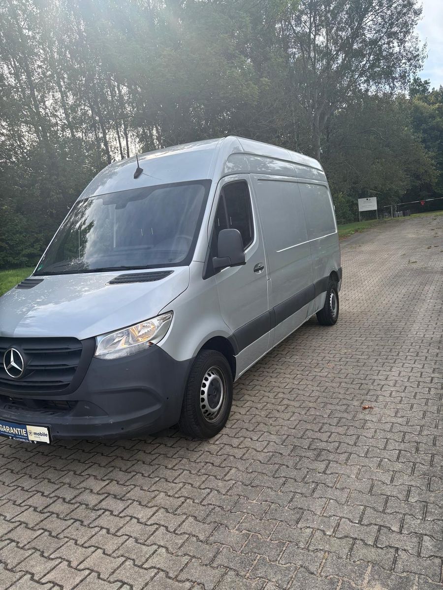 Fahrzeugabbildung Mercedes-Benz Sprinter III Kasten FWD /215 CDI L2/ unfallfrei