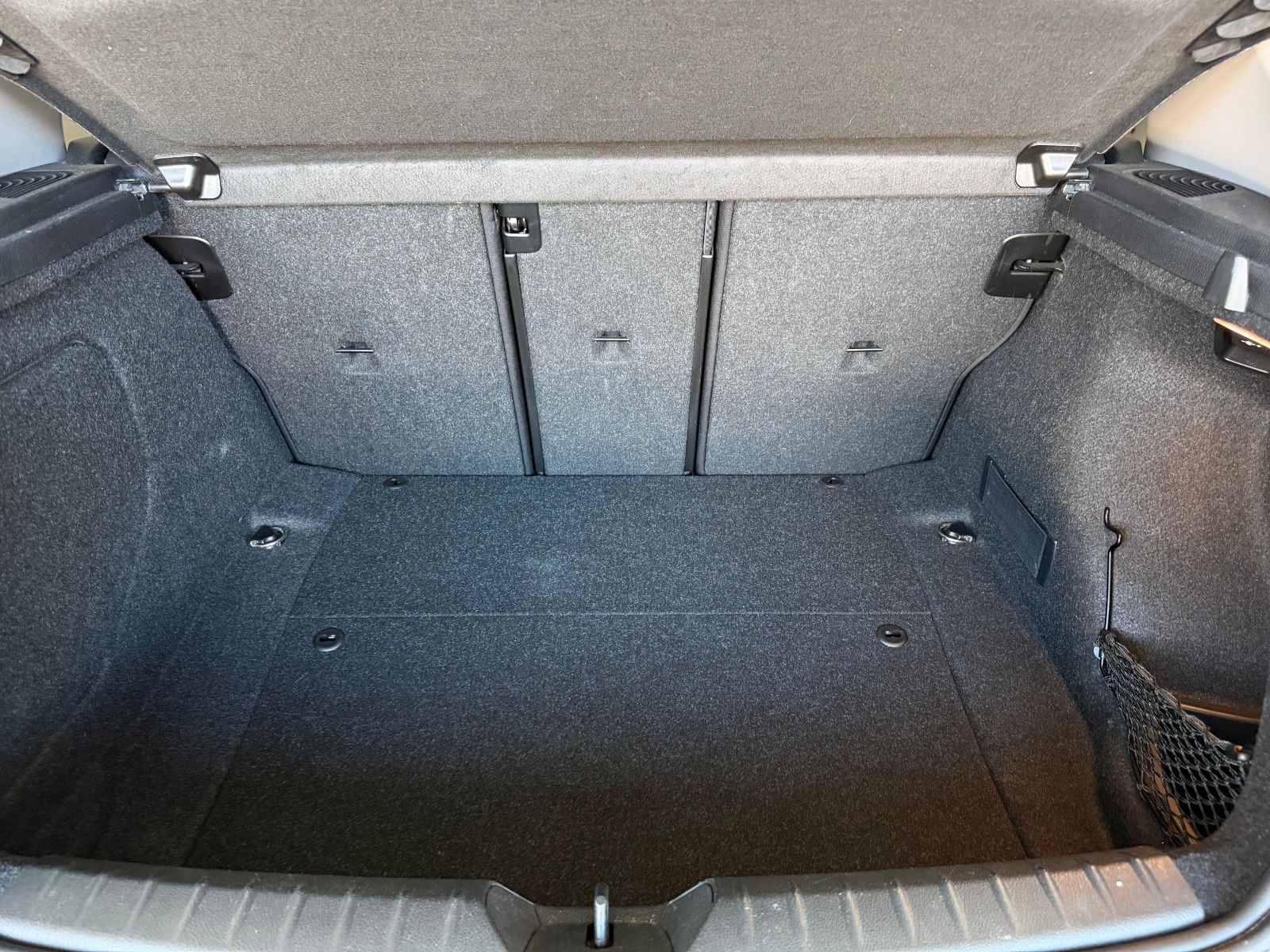 Fahrzeugabbildung BMW 116 d Efficient Dynamics Edition/NAVI/SHZ/KLIMA