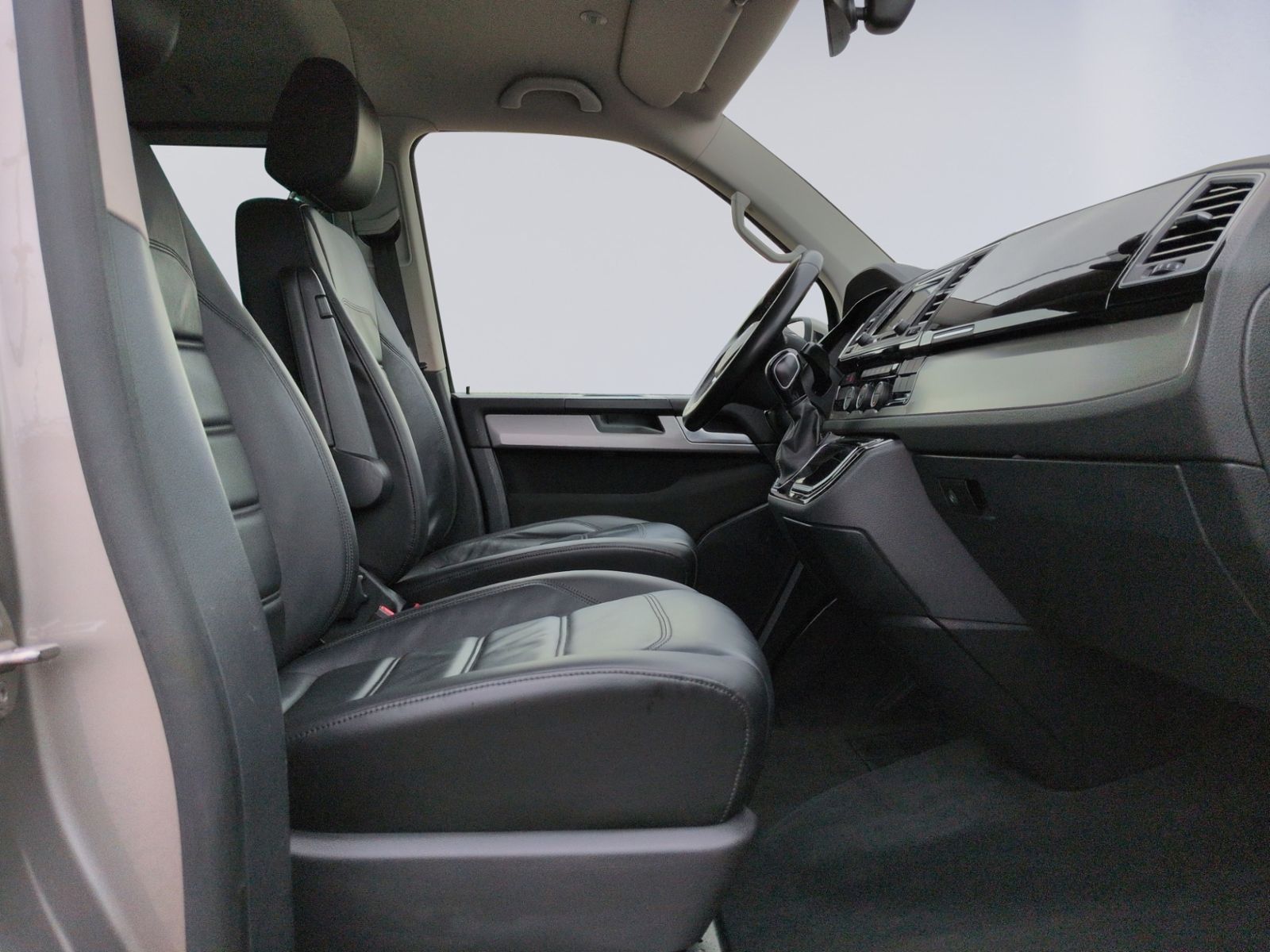 T6 Multivan 2.0 TDI DSG 4M "Gen. 6" SEIKEL+AHK+