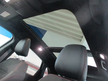 Ford Kuga ST-Line X   Panorama + LED + Kamera      PA