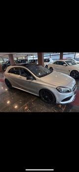Mercedes-Benz Mercedes Benz A220d AMG Paket - Mercedes-Benz A 220 in Köln