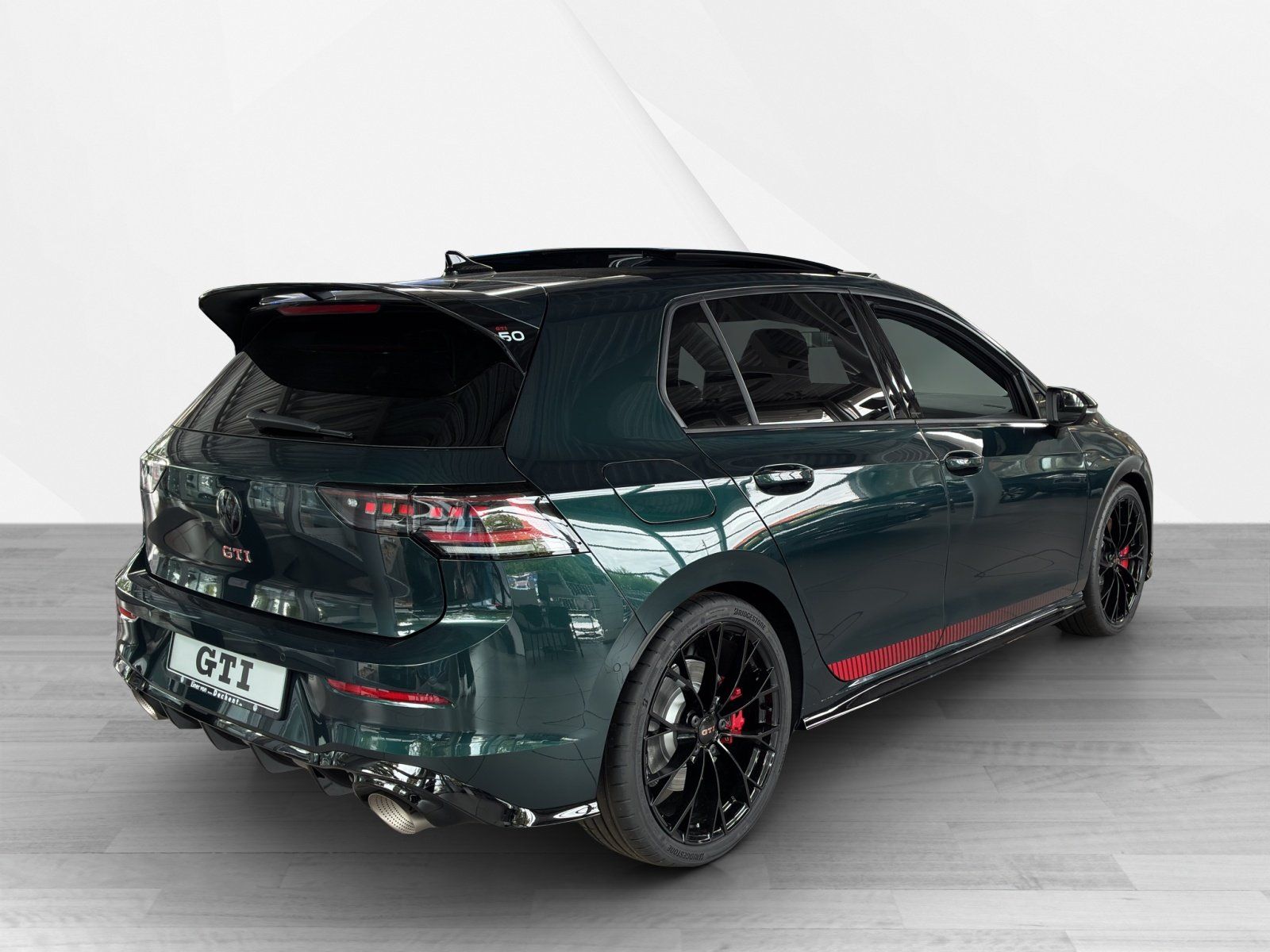 Fahrzeugabbildung Volkswagen Golf VIII 2.0 TSI W GTI Edition 50 360,HUD,LED