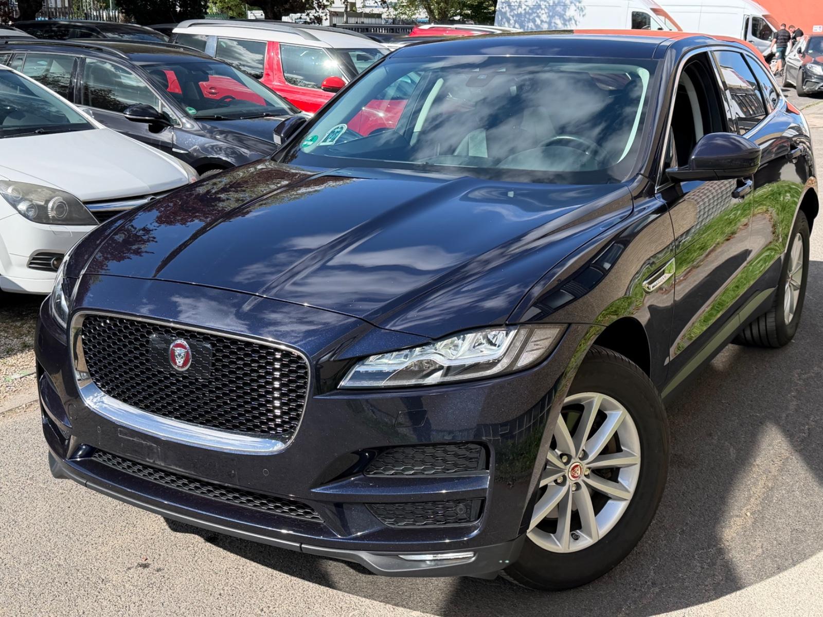 Jaguar F-PACE Portfolio AWD 1 HAND AHK SCHECKHEFT