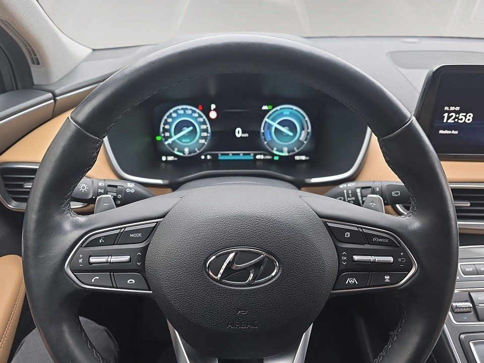 Fahrzeugabbildung Hyundai SANTA FE Hybrid 1.6T PRIME