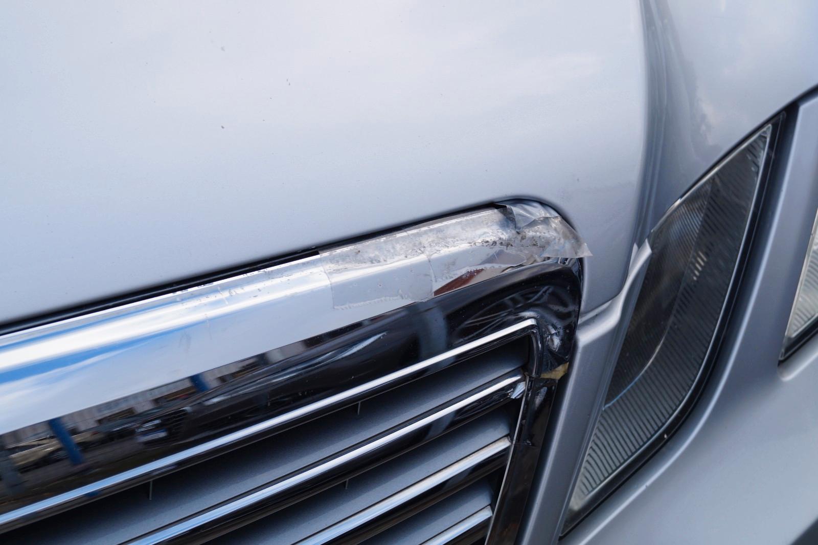 Mercedes-Benz E220 2011 — photo 20