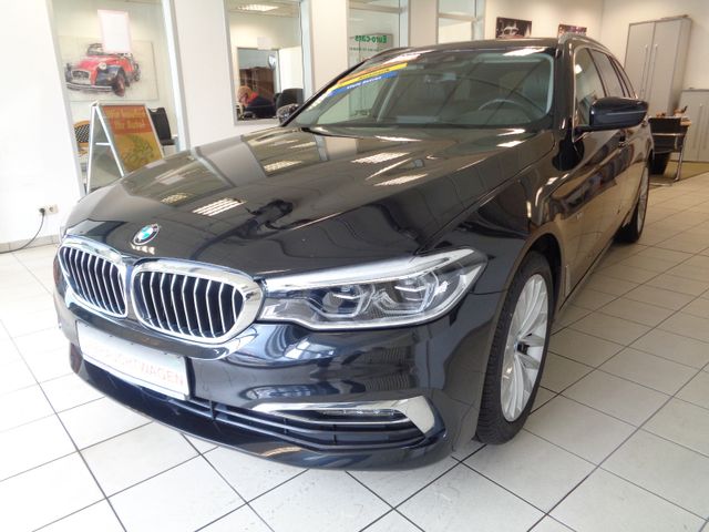 BMW 530 d Luxury Line / LED / AHK / HK / LEDER