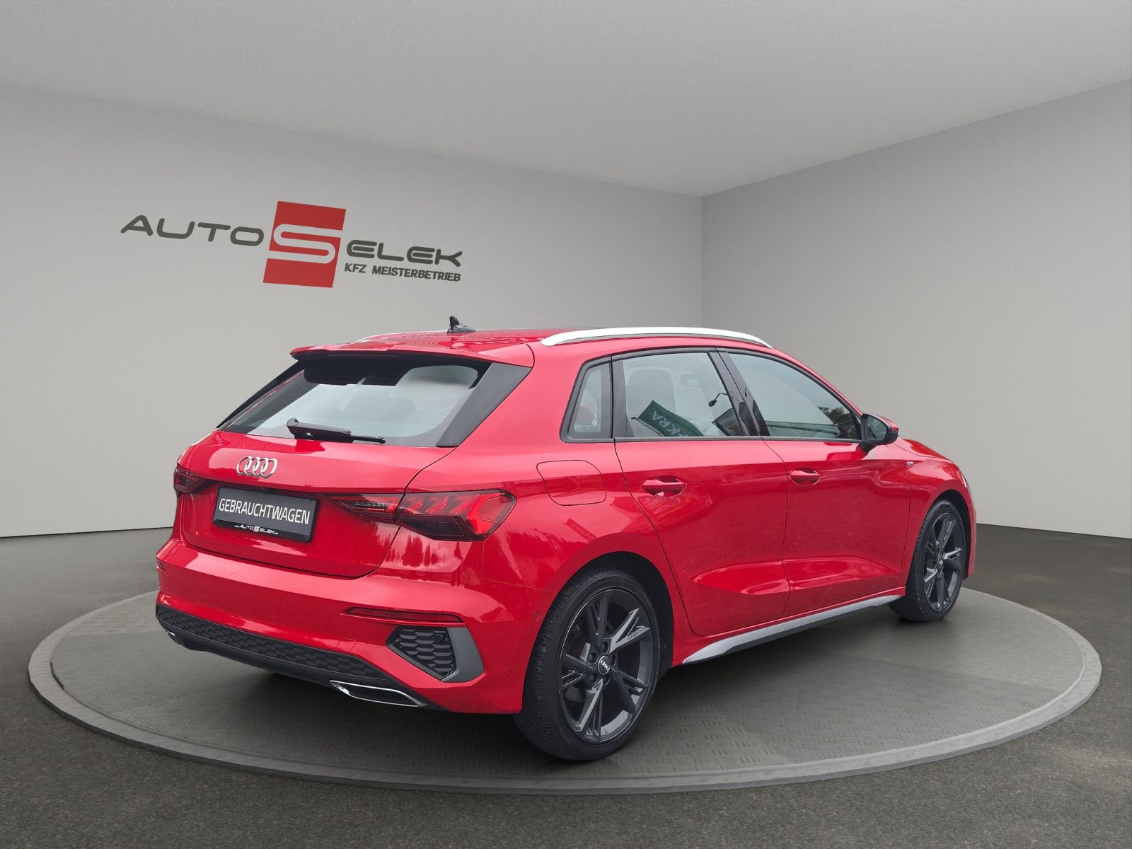Fahrzeugabbildung Audi A3 Sportback 30 TDI S line LED AHK Kamera