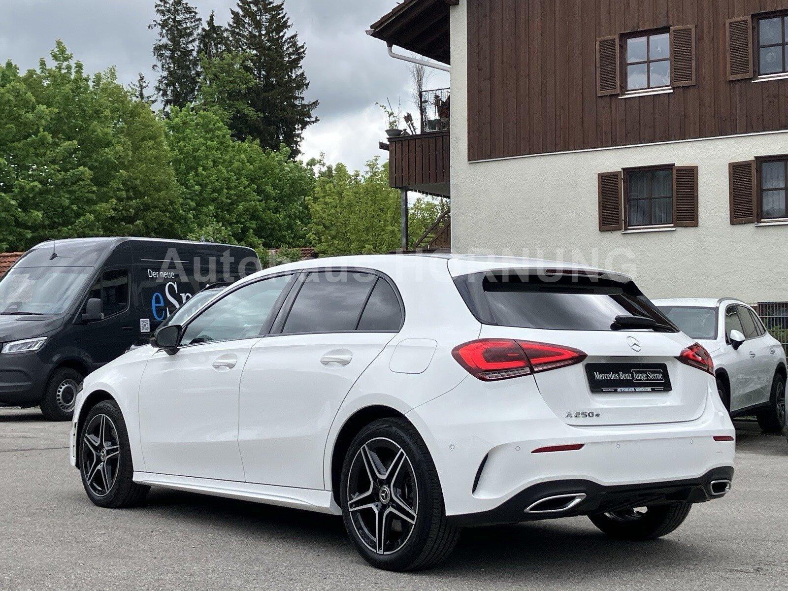 Mercedes-Benz A 250 e Kompakt/AMG Line/AHK/Night/Ambiente/LED