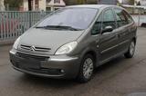 Citroën Citroen Xsara Picasso - Citroën Xsara Picasso mit Benzin-Antrieb: Limousine, Schaltgetriebe