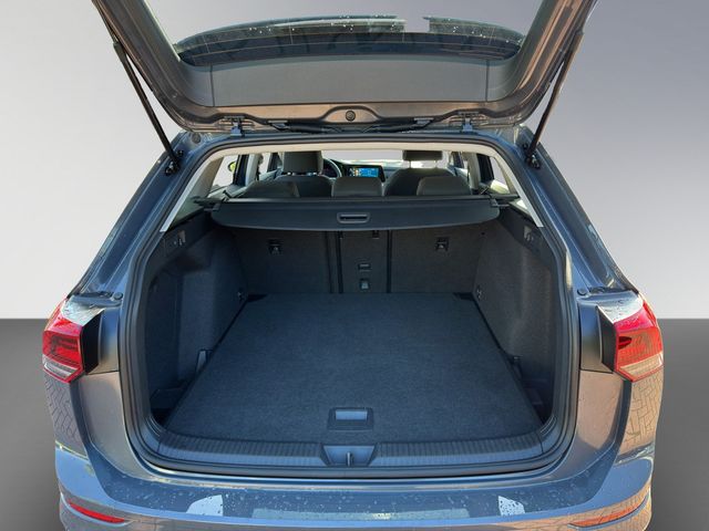 Golf VIII Variant 1.0 eTSI Life DSG