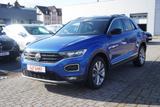 Volkswagen T-Roc 1.5 TSI Style LED Navi ACC Kamera AHK PDC - mit Benzin-Antrieb: Blau, Geländewagen