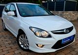 Hyundai i30 1.4 FIFA WM Edition AUSPUFF/ SERVICE NEU - Hyundai i30 Gebrauchtwagen in Kassel
