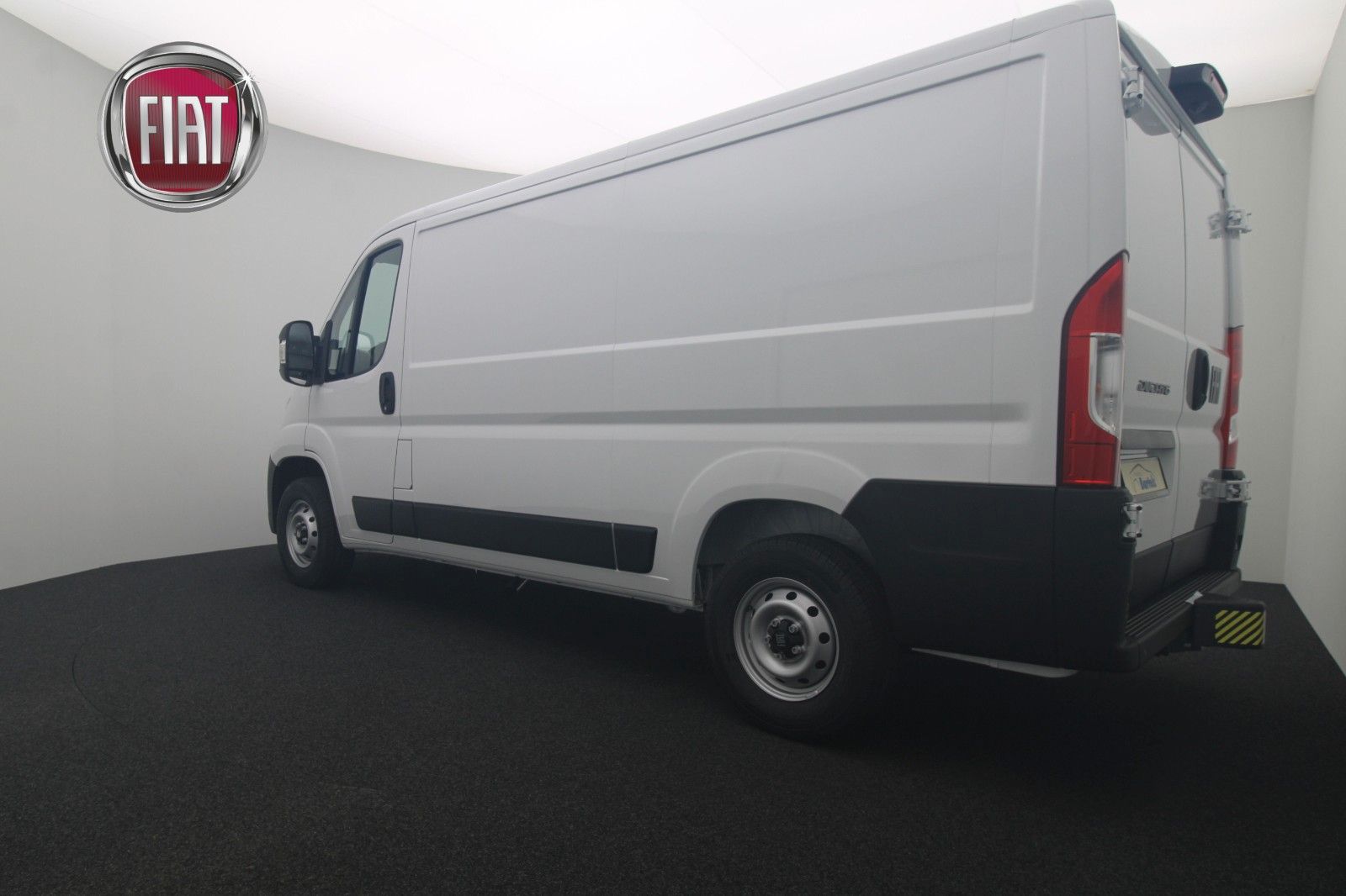 Fahrzeugabbildung Fiat Ducato Serie 2 L2H1 140MT