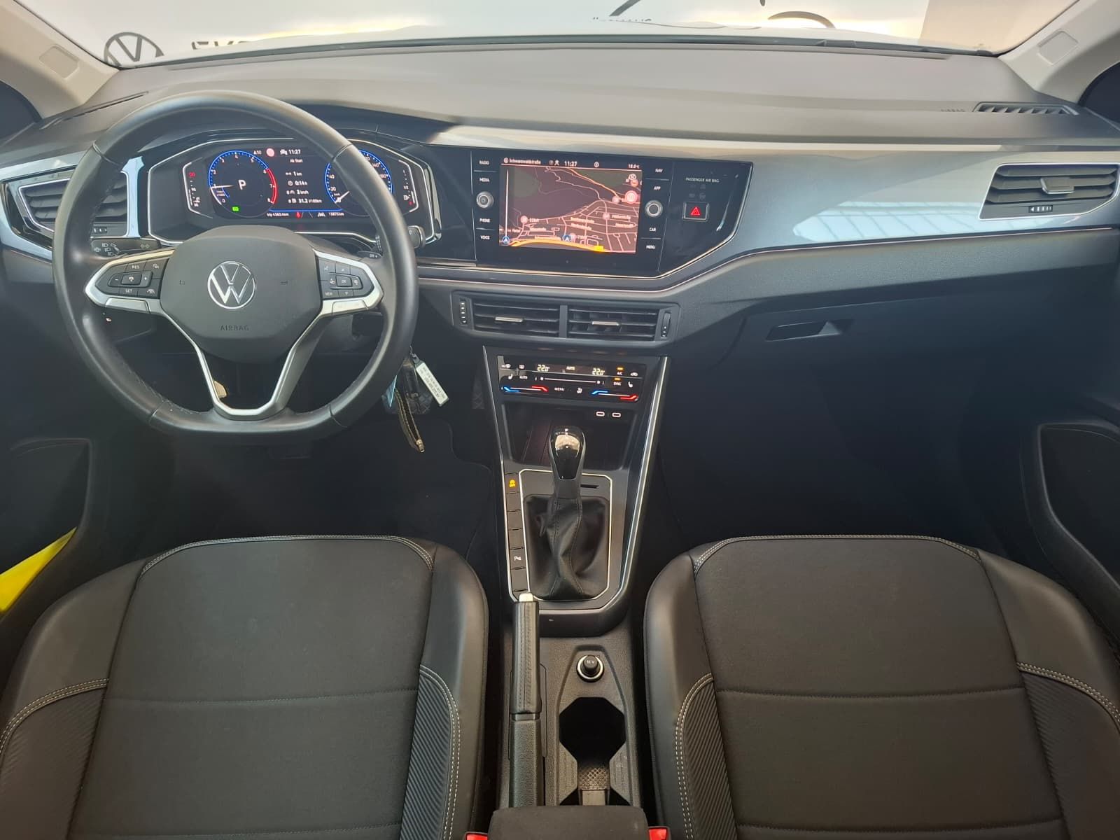 Fahrzeugabbildung Volkswagen Taigo Style 1,0 l TSI 116 PS DSG + Navi + Kamera