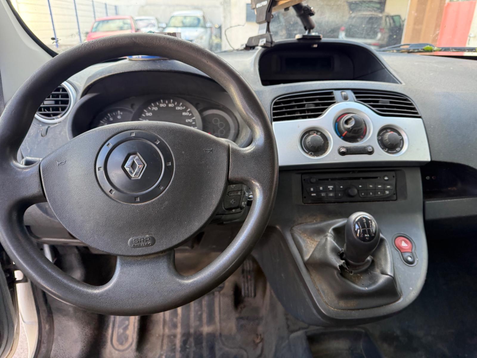 Renault Kangoo 2012 — photo 9
