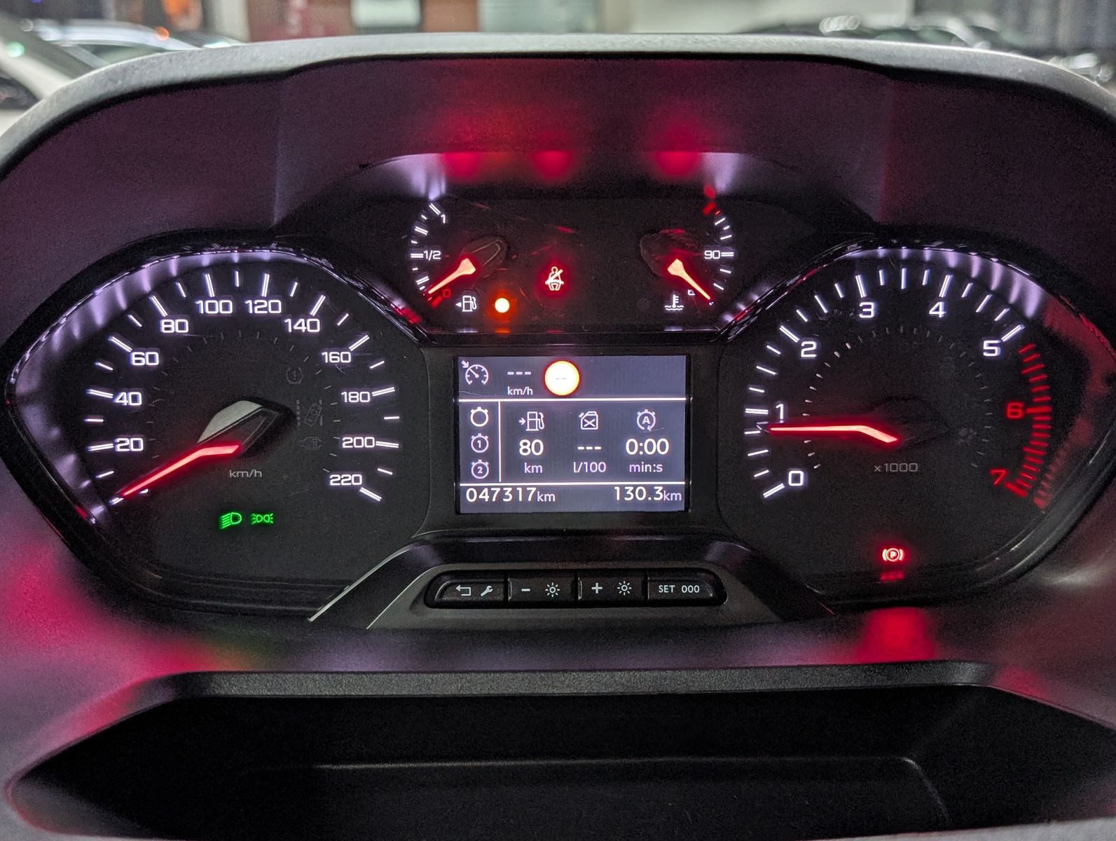 Fahrzeugabbildung Peugeot Rifter L1 Active BlueHDI TEMP PDC KLIMA BLUETOOT