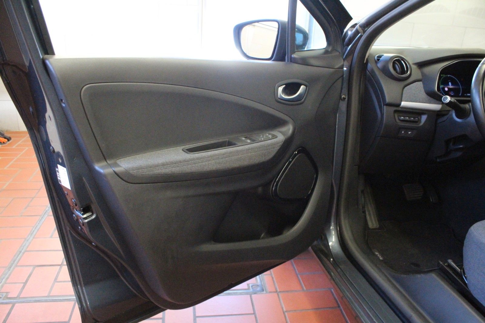 Fahrzeugabbildung Renault ZOE E-Tech 100% elektrisch*Winterpaket*CCS